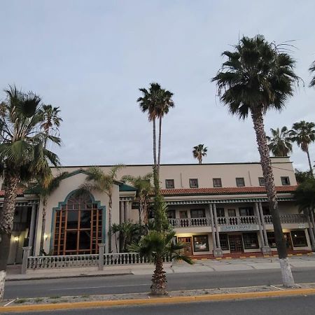 Hotel Paraiso Las Palmas Ensenada Exterior photo